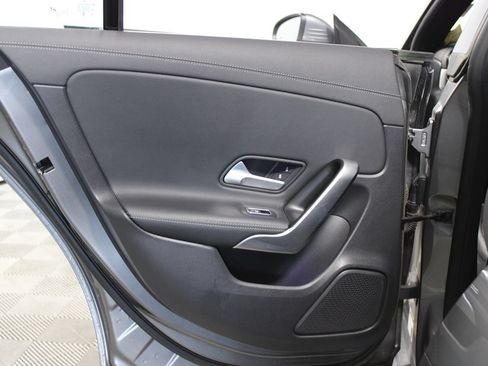 Used 2025 Mercedes-Benz CLA 250 image 28