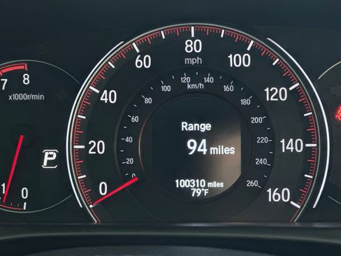 Used 2016 Honda Accord Touring image 22
