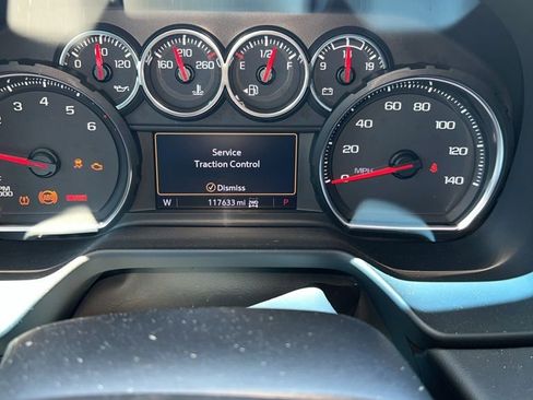 Used 2021 Chevrolet Tahoe Z71 w/ Z71 Signature Package AWD/4WD image 18