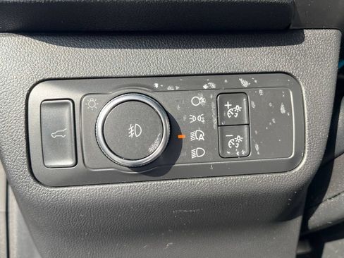 Used 2020 Ford Escape SEL AWD/4WD image 21