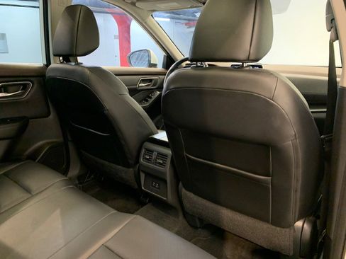 Used 2021 Nissan Rogue SV w/ Premium Package AWD/4WD image 42
