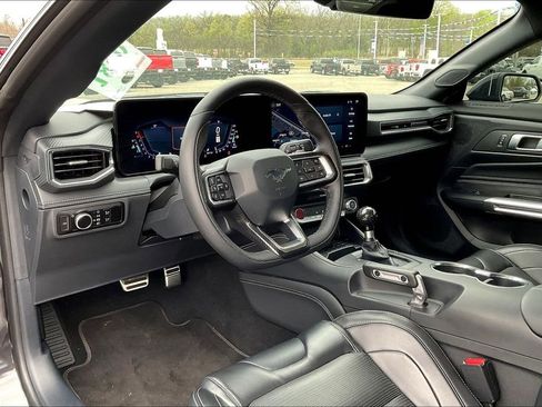 Used 2024 Ford Mustang GT Premium w/ GT Performance Package image 13