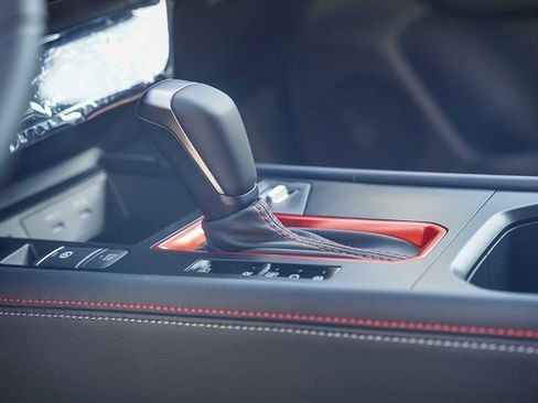 New 2026 Nissan Kicks SR image 23