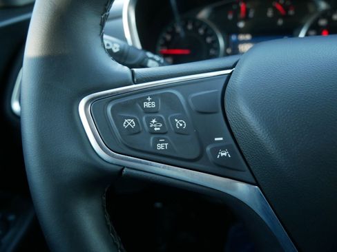 Used 2024 Chevrolet Equinox LT image 27