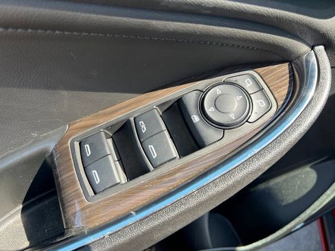Used 2025 Chevrolet Malibu LT FWD image 13