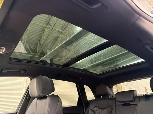 Used 2025 Audi Q5 2.0T Premium image 9