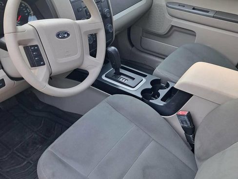 Used 2012 Ford Escape XLS FWD image 5