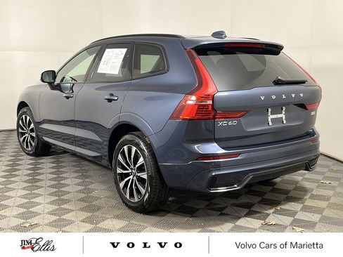 Used 2025 Volvo XC60 B5 Plus w/ Climate Package image 7