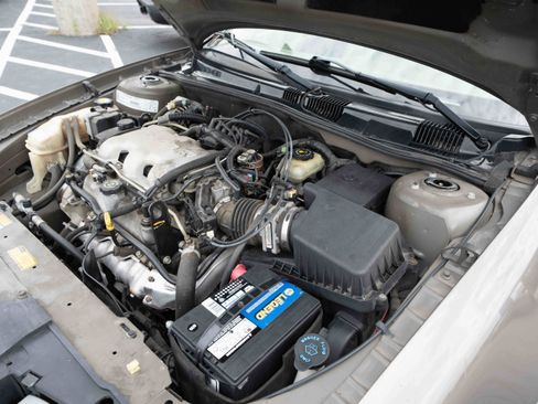 Used 2001 Oldsmobile Alero GLS FWD image 31
