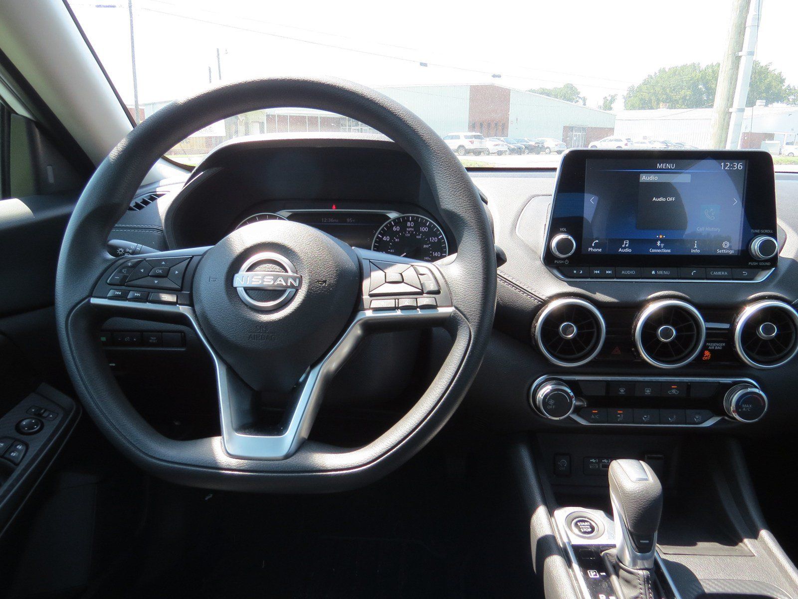 Used 2025 Nissan Sentra SV FWD image 13