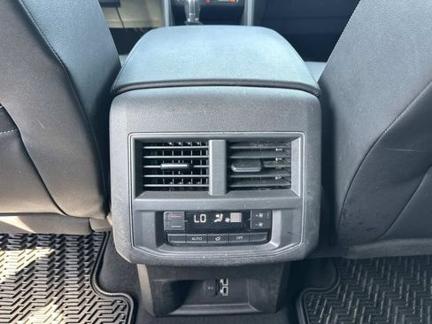 Used 2019 Volkswagen Atlas SE AWD/4WD image 13