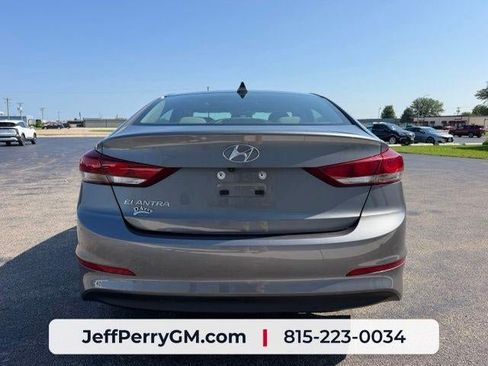 Used 2018 Hyundai Elantra Value Edition w/ Cargo Package FWD image 3