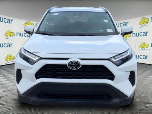 Used 2025 Toyota RAV4 XLE image 2