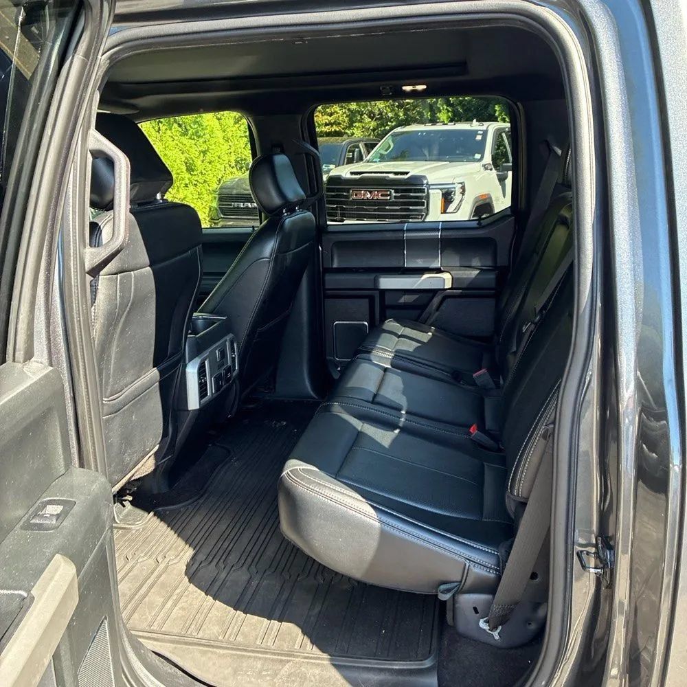 Used 2019 Ford F150 Lariat w/ Equipment Group 502A Luxury AWD/4WD image 13