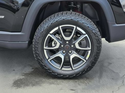 New 2026 Jeep Compass Trailhawk AWD/4WD image 9