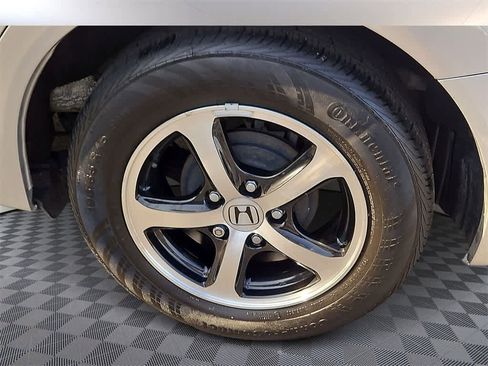 Used 2015 Honda Civic SE image 6