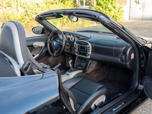 Used 2001 Porsche Boxster S image 55