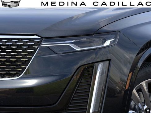 New 2025 Cadillac XT6 Premium Luxury image 10