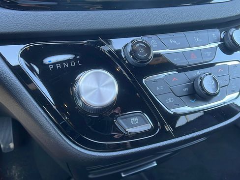 New 2026 Chrysler Voyager LX image 27