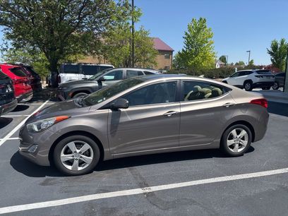 Used 2012 Hyundai Elantra GLS w/ Preferred Pkg 3