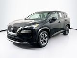 Used 2023 Nissan Rogue SV image 3