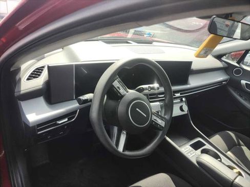 Used 2025 Hyundai Sonata SEL image 9