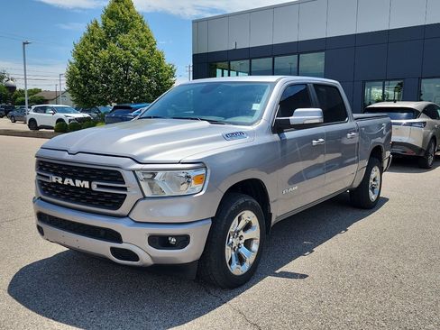 Used 2022 RAM 1500 Big Horn AWD/4WD image 3