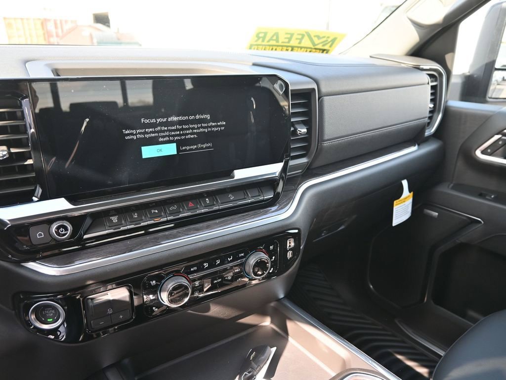 Used 2025 Chevrolet Silverado 3500 LTZ w/ LTZ Plus Package AWD/4WD image 24