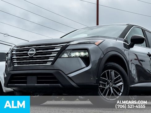 Used 2024 Nissan Rogue S FWD image 20