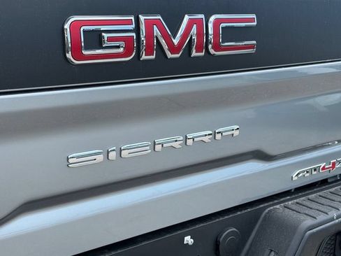 New 2026 GMC Sierra 2500 AT4X w/ AT4X AEV Edition AWD/4WD image 10