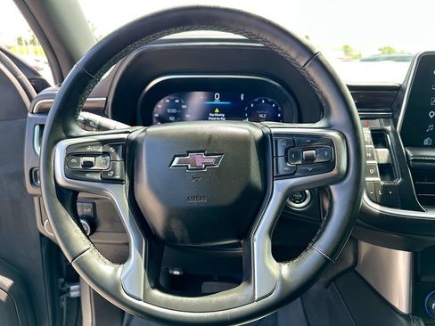 Used 2024 Chevrolet Suburban Z71 w/ Luxury Package AWD/4WD image 18