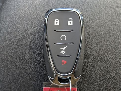 Used 2023 Chevrolet Equinox LT image 31