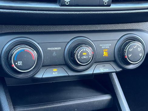 Used 2023 Kia Forte LXS image 19