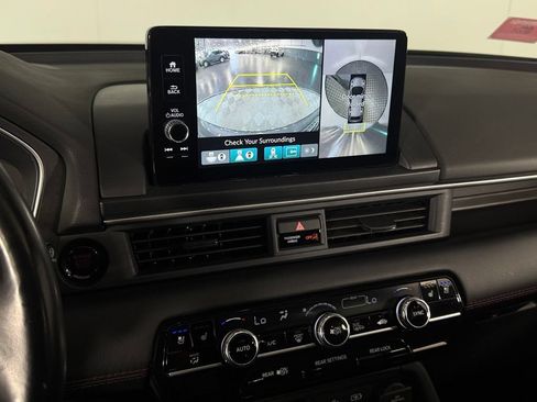 Used 2025 Honda Pilot Black Edition image 18