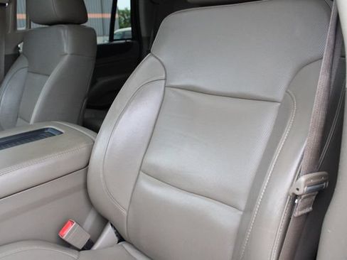 Used 2016 GMC Yukon SLT w/ Open Road Package AWD/4WD image 7