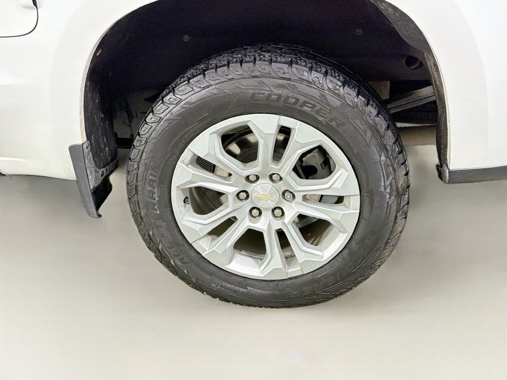 Used 2023 Chevrolet Silverado 1500 LTZ AWD/4WD image 33