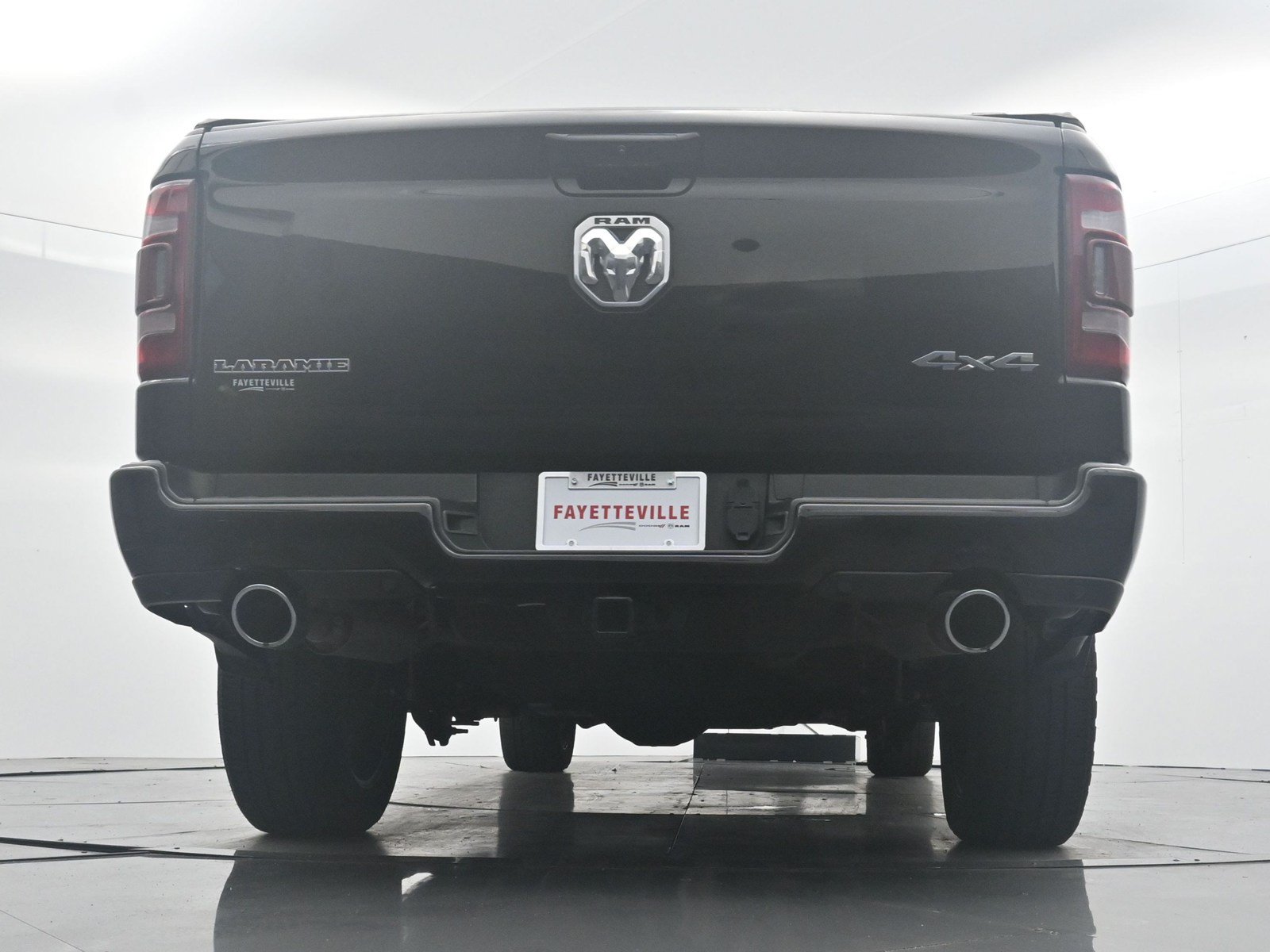 Used 2023 RAM 1500 Laramie AWD/4WD image 29