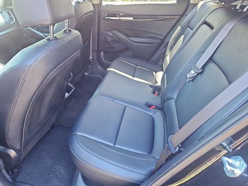 Used 2024 Kia Seltos EX AWD/4WD image 30