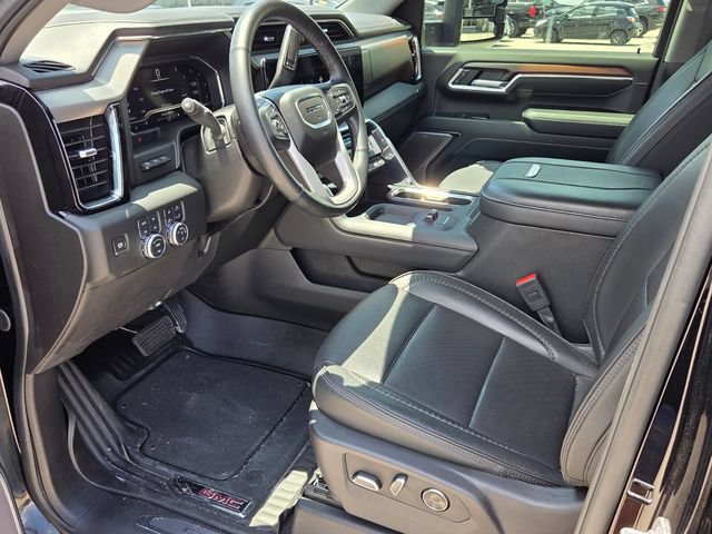 Used 2025 GMC Sierra 2500 Denali w/ Denali Reserve Package AWD/4WD image 9