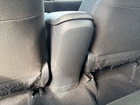 Used 2020 Toyota C-HR LE image 26