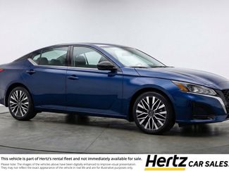 Used 2025 Nissan Altima 2.5 SV video 1