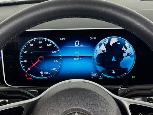 Certified 2021 Mercedes-Benz GLB 250 4MATIC image 20