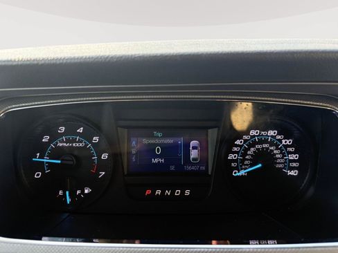 Used 2018 Ford Taurus SE FWD image 15