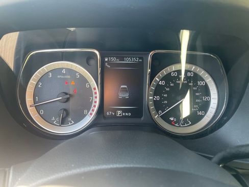 Used 2018 Nissan Titan Platinum Reserve w/ Platinum Utility Package RWD image 14
