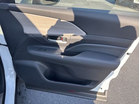 New 2026 Toyota Grand Highlander Platinum image 43