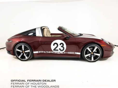 Used 2021 Porsche 911 AWD/4WD image 3
