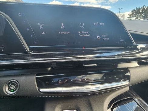 Used 2022 Cadillac Escalade Sport w/ Touring Package AWD/4WD image 13