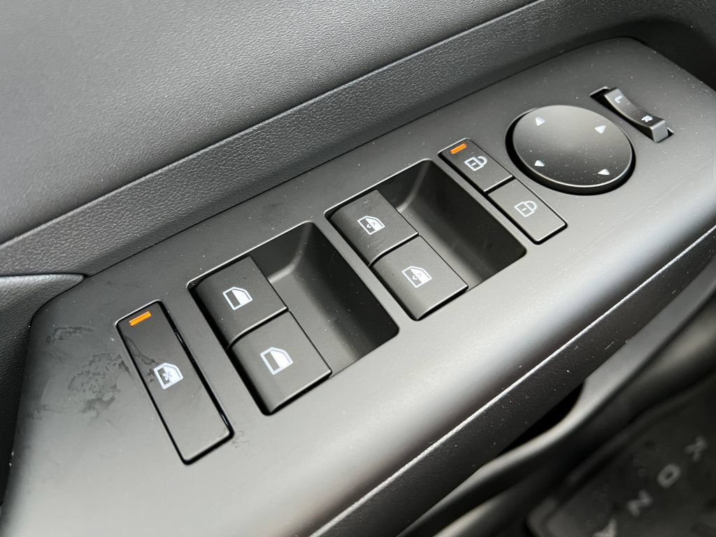 New 2026 Hyundai Kona SEL Premium FWD image 9