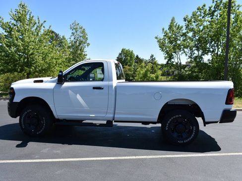 New 2026 RAM 2500 Tradesman AWD/4WD image 9