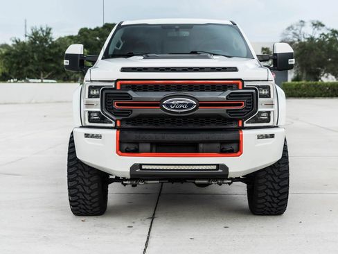 Used 2020 Ford F250 Lariat w/ Lariat Ultimate Package AWD/4WD image 3
